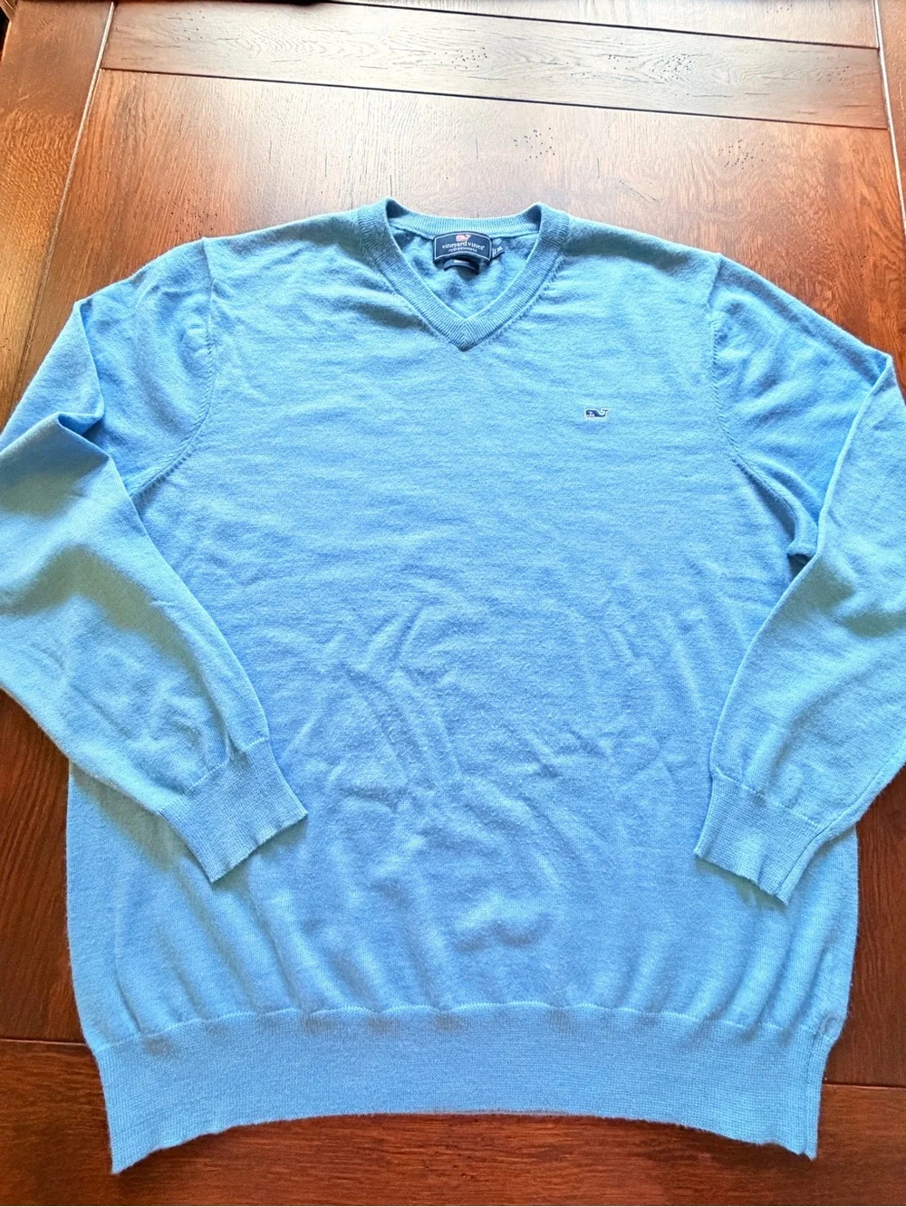 Vineyard Vines V-neck Light Blue Sky Sweater Size XL Merino wool blend